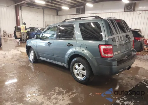 2011 Ford Escape Xlt из США, поврежденный, VIN 1FMCU9DG8BKA41038